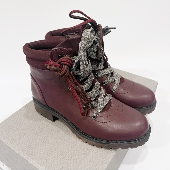 Maurices Whitney Ankle Hiker Lace Up Boots Vegan Leather Maroon Lug Sole - Picture 3 of 8